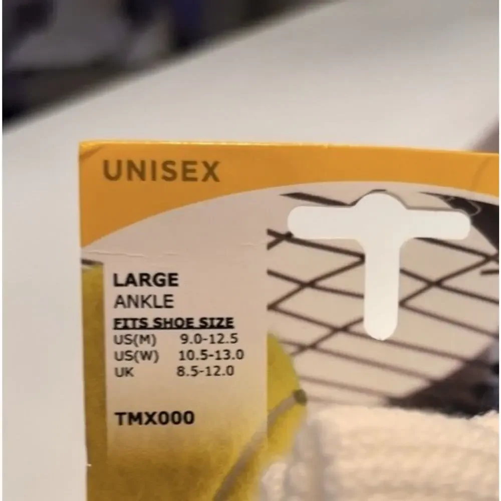 Thorlo Ankle Socks Unisex Large White Beige Wick Moisture Active Tennis TMX000